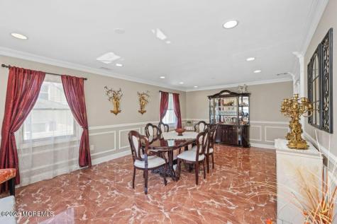 101 Oxford Lane Matawan NJ 07747