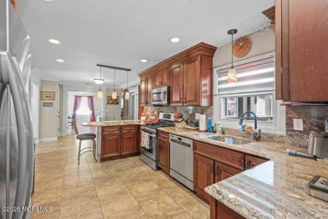 101 Oxford Lane Matawan NJ 07747