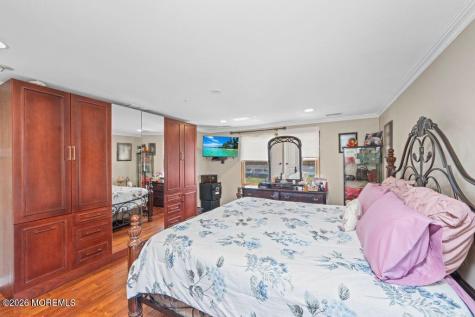 101 Oxford Lane Matawan NJ 07747
