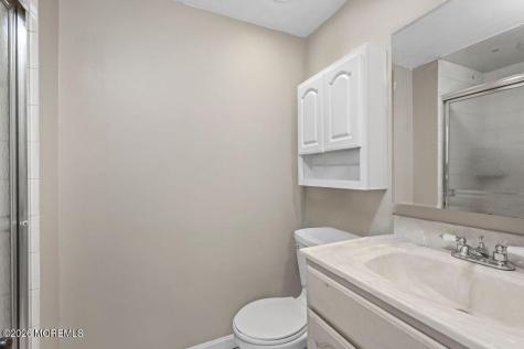 101 Oxford Lane Matawan NJ 07747