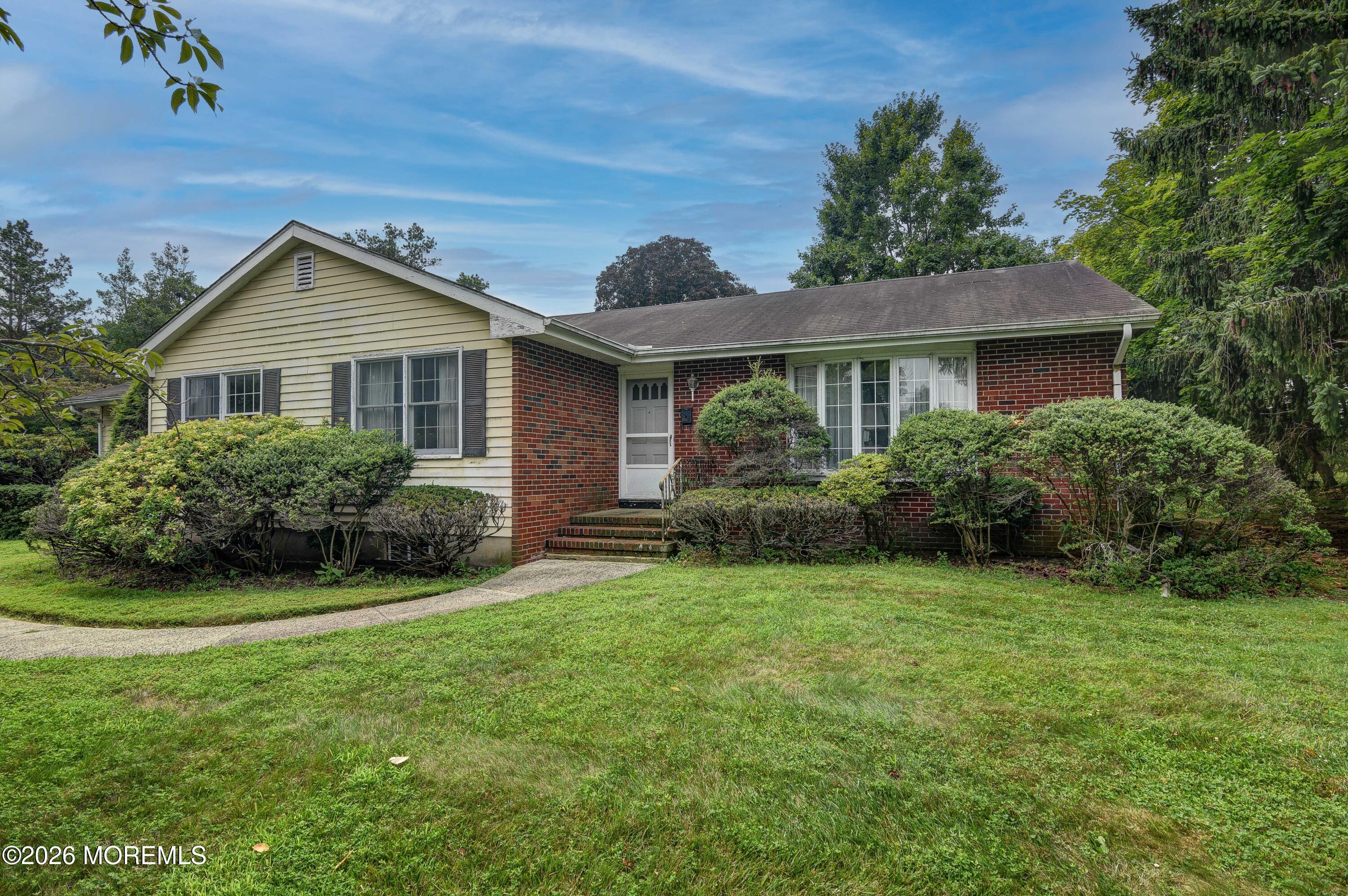 19 Crown Road Ewing NJ 08638