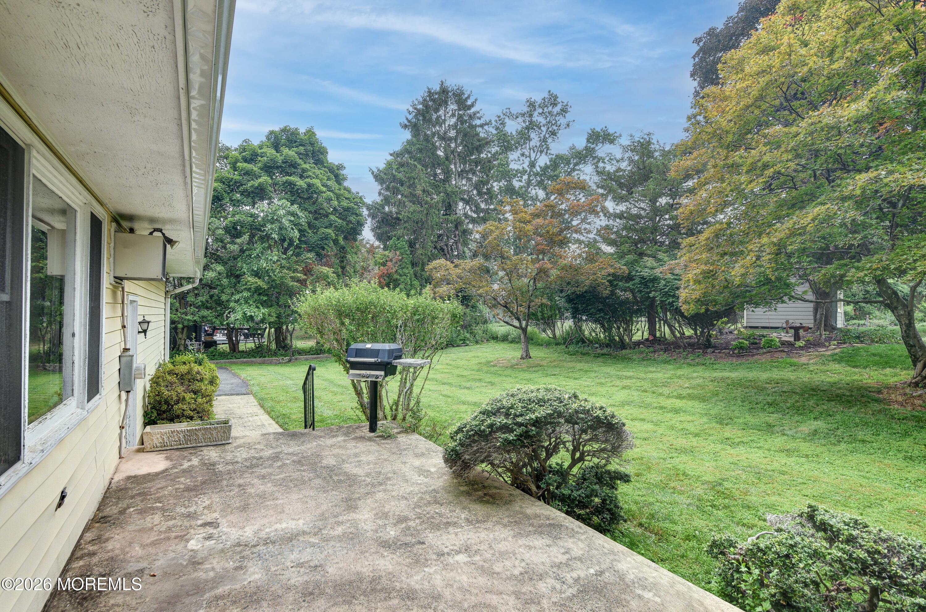 19 Crown Road Ewing NJ 08638