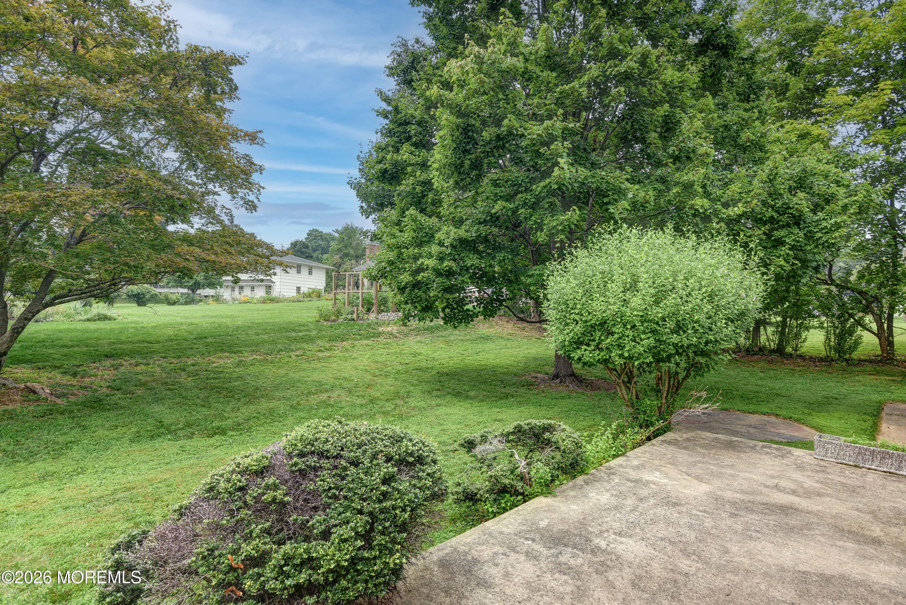 19 Crown Road Ewing NJ 08638