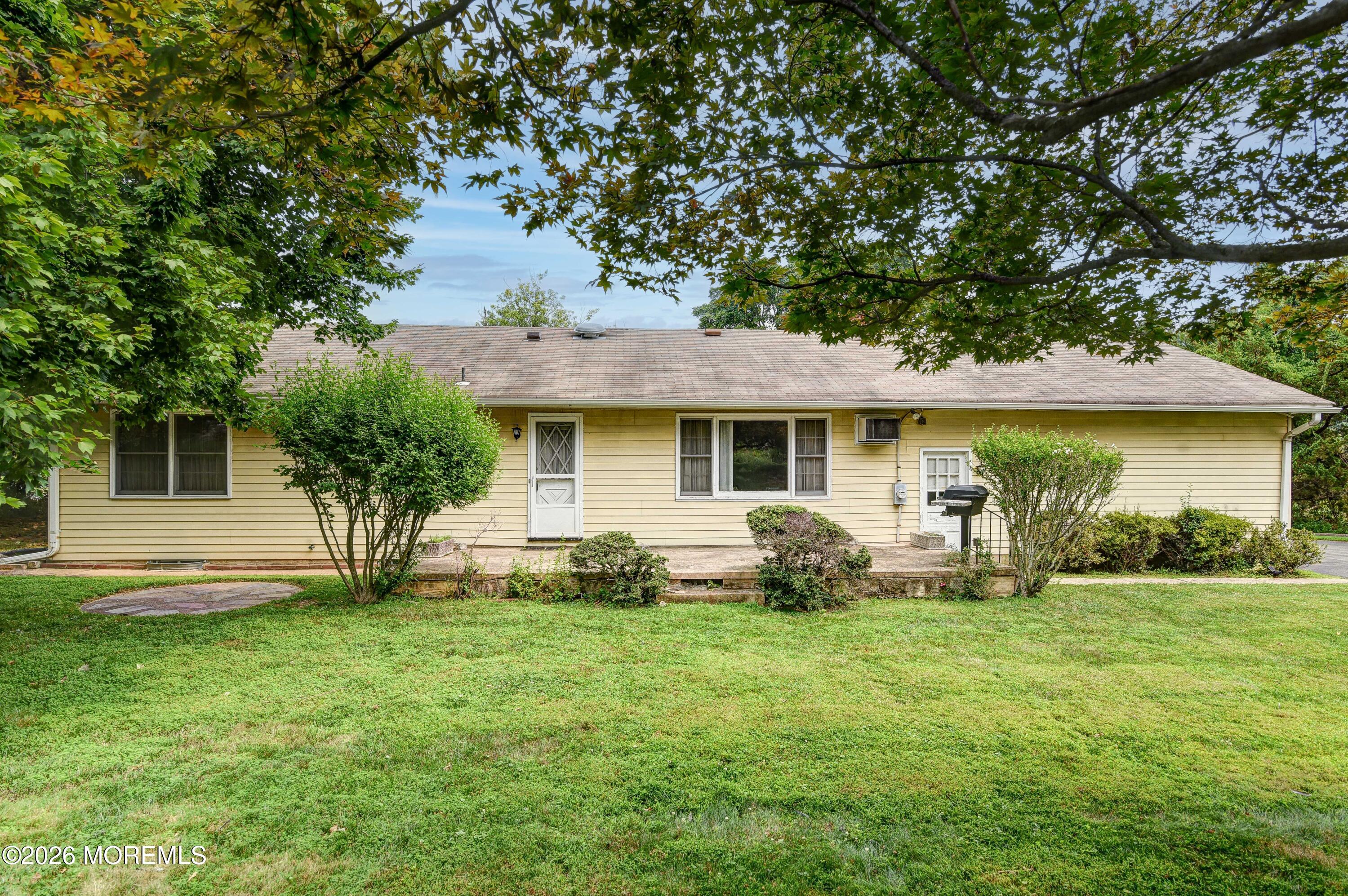 19 Crown Road Ewing NJ 08638