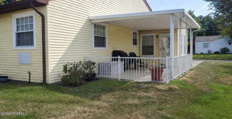 6 Stonybrook Road Whiting NJ 08759