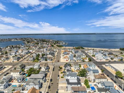 119 New Brunswick Avenue Lavallette NJ 08735