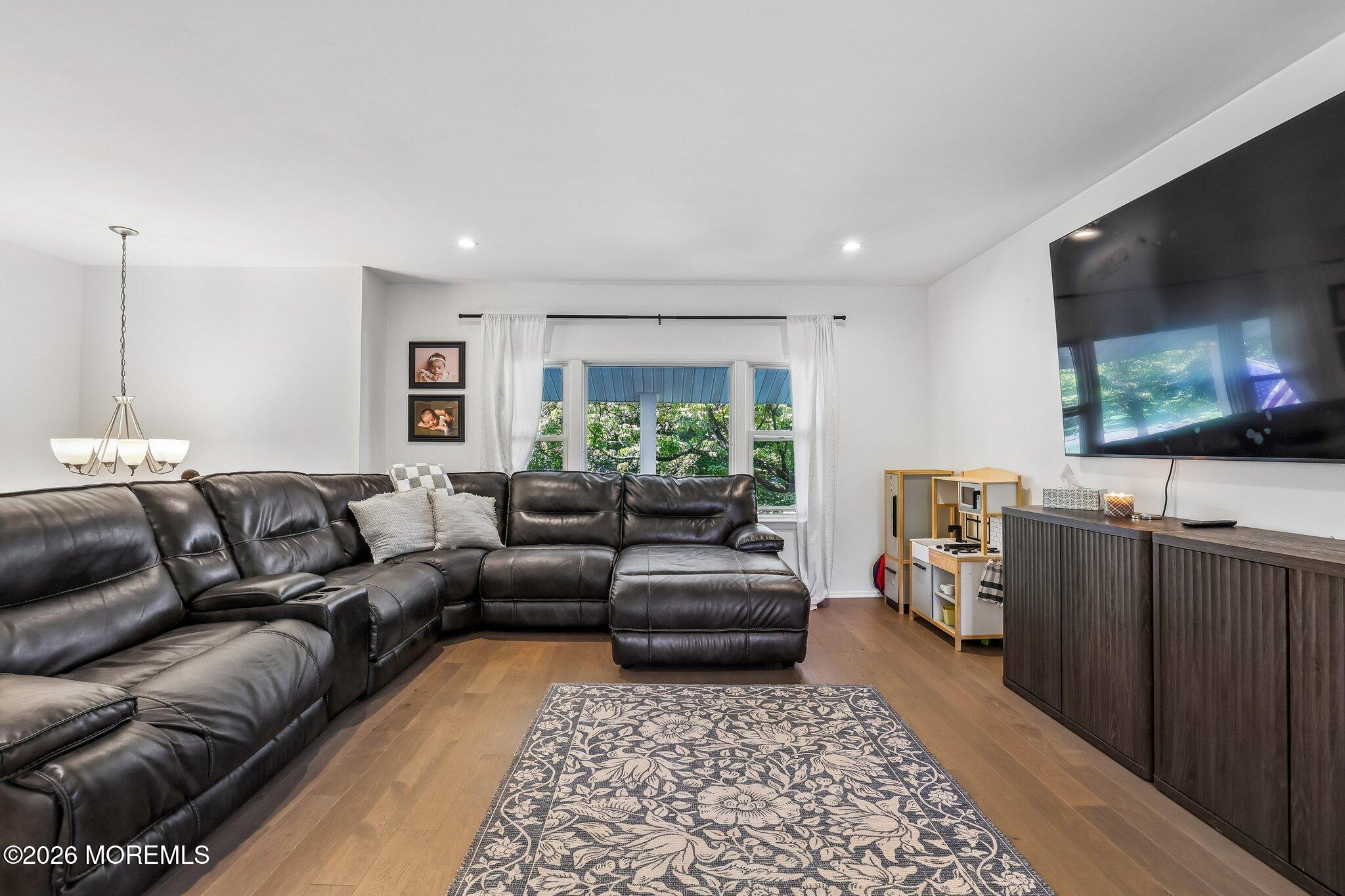 9 Heather Drive Manalapan NJ 07726