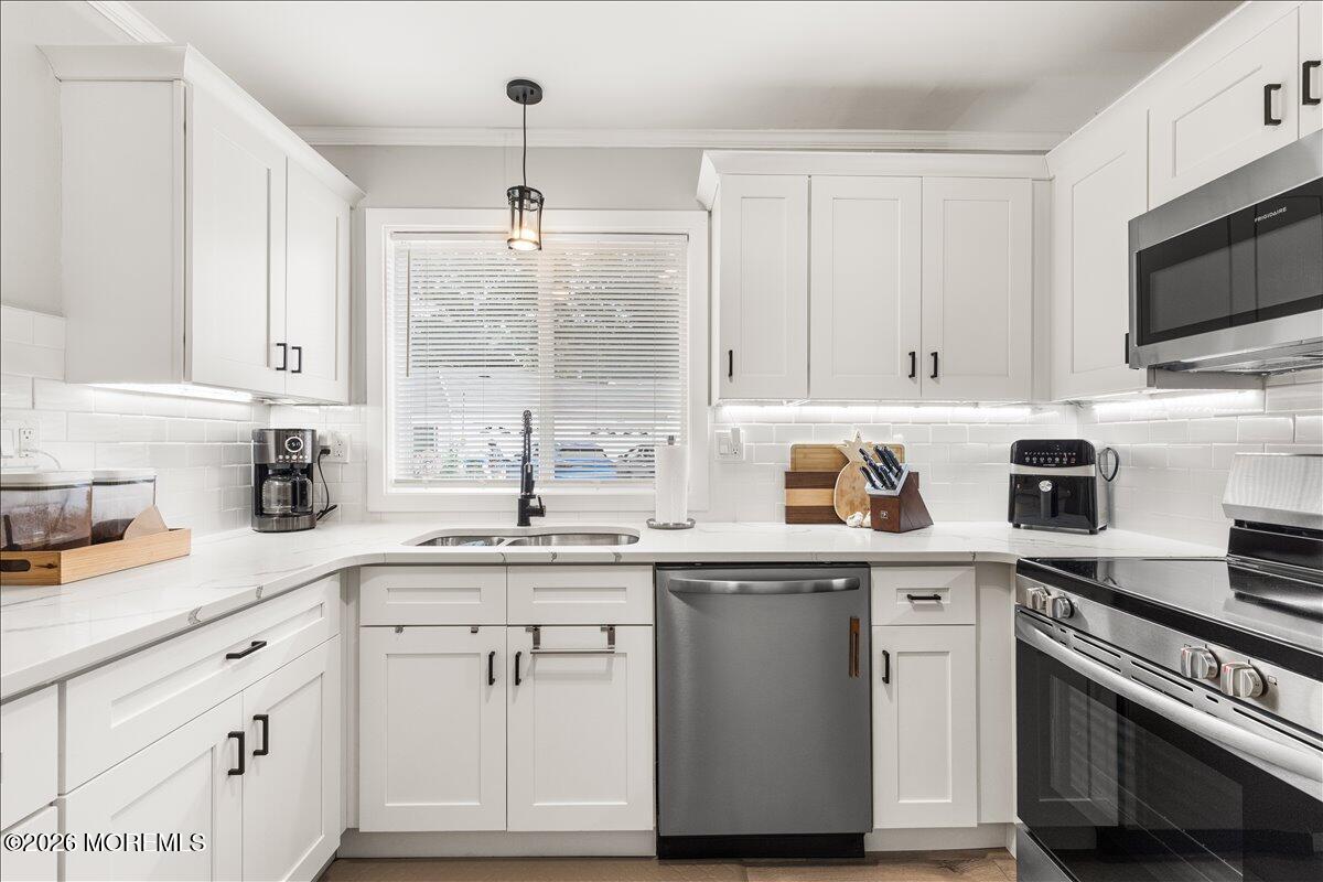 666A Farrington Court Manchester NJ 08759