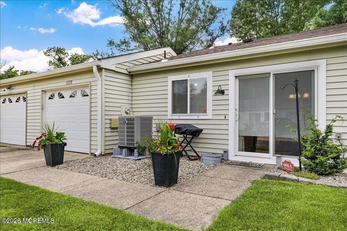 666A Farrington Court Manchester NJ 08759