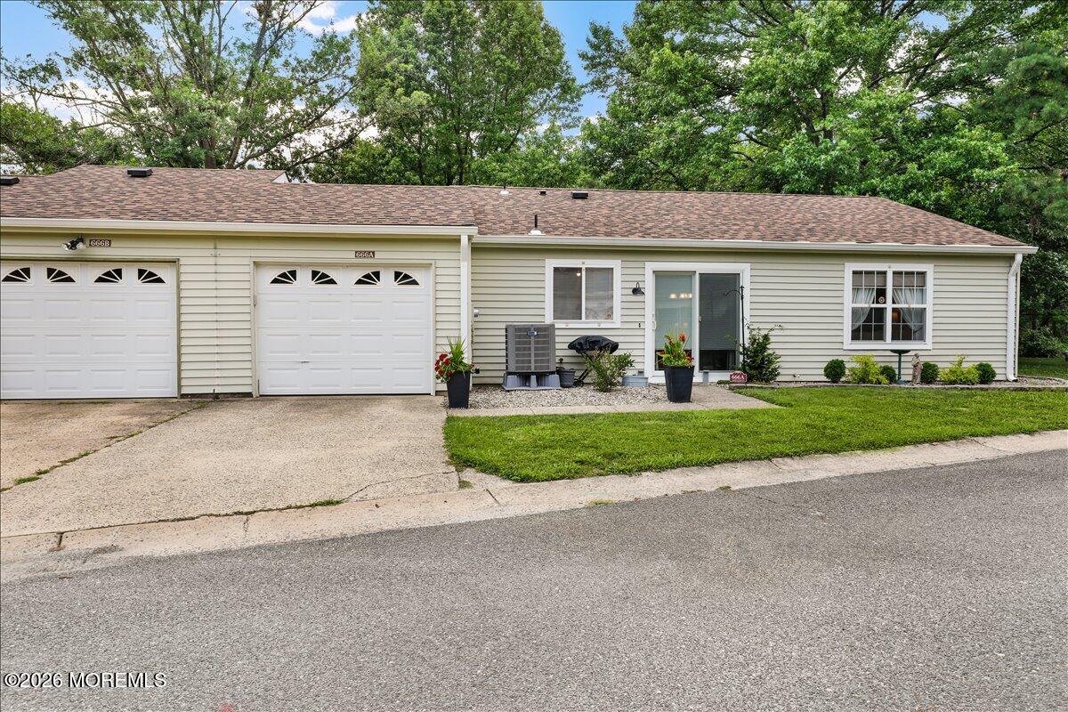 666A Farrington Court Manchester NJ 08759
