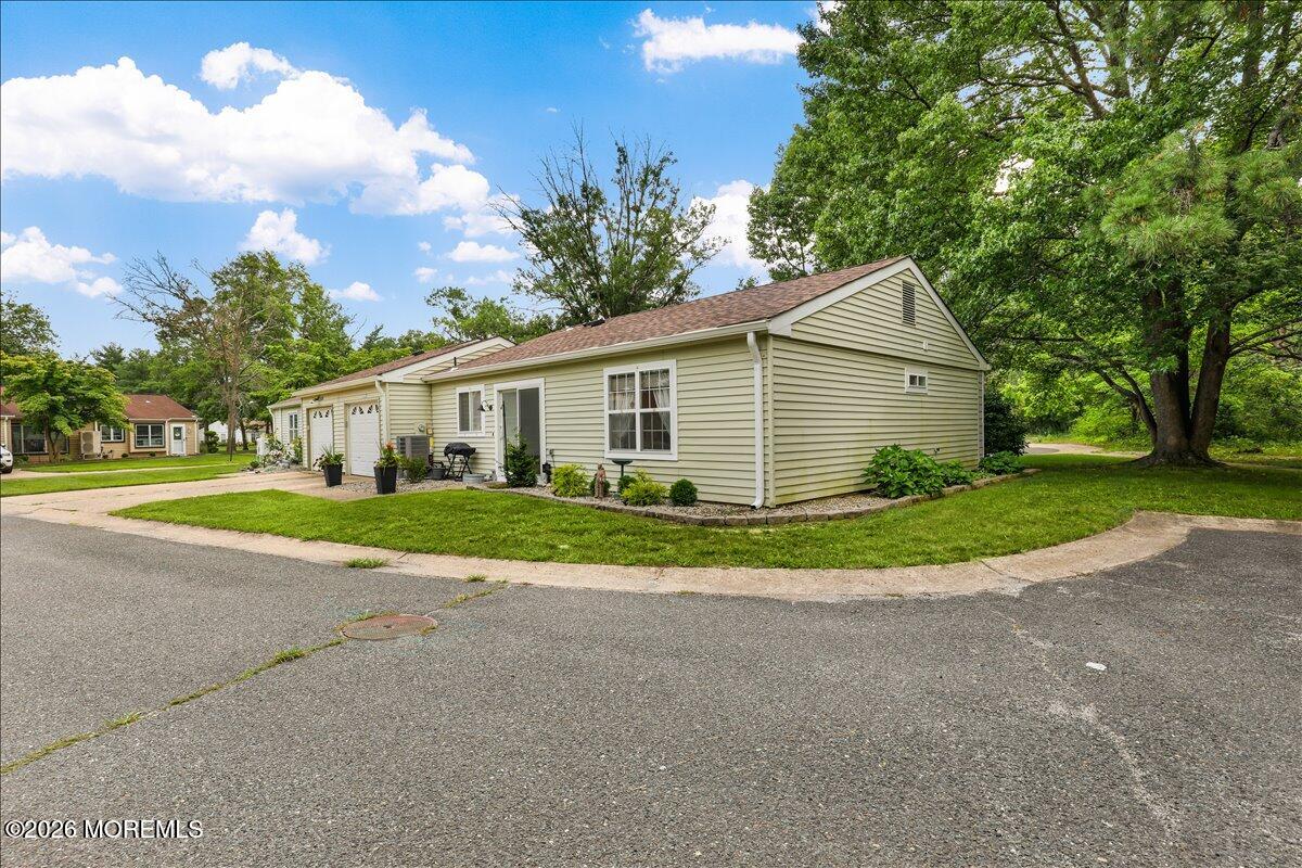 666A Farrington Court Manchester NJ 08759