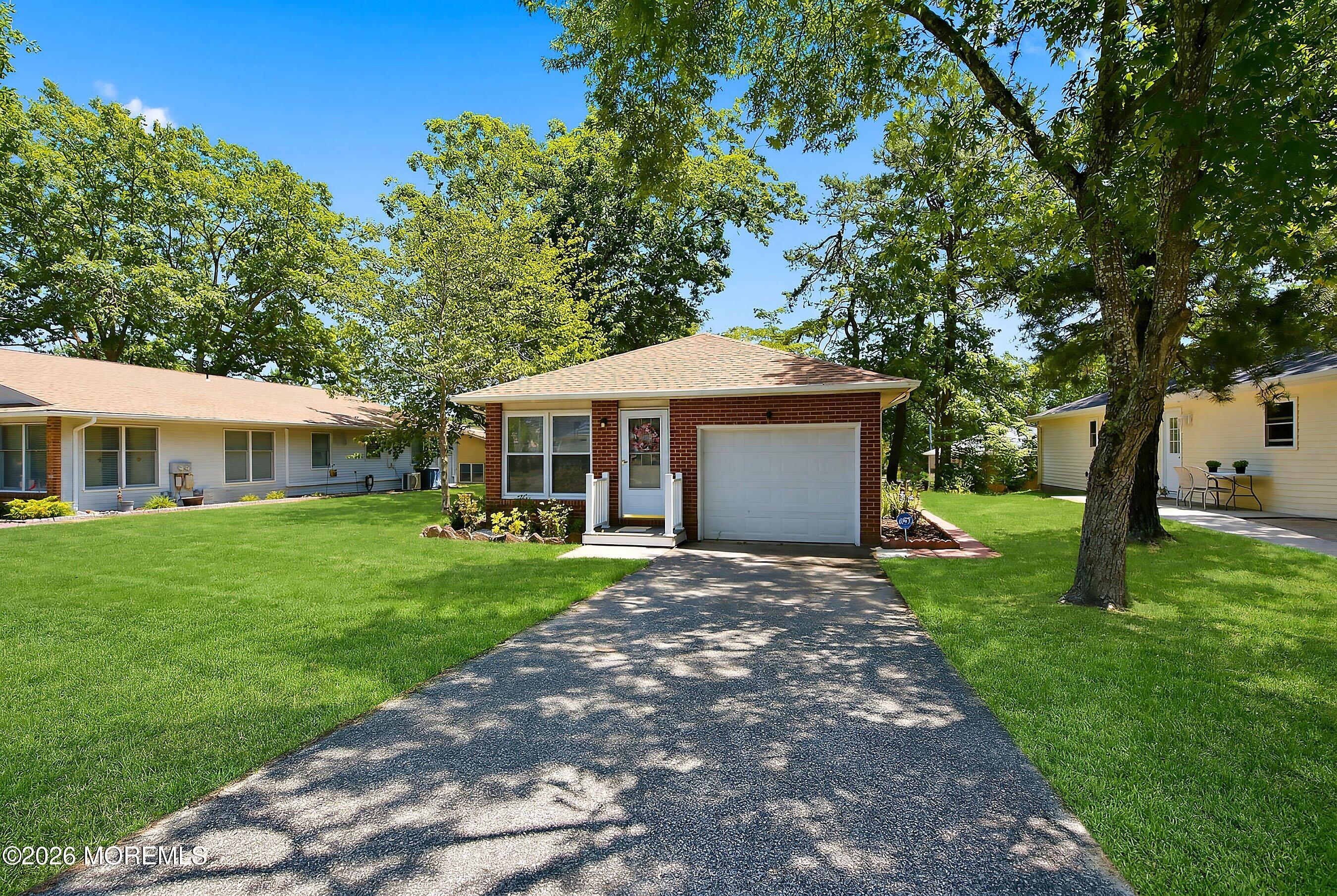 37 Sycamore Road Manahawkin NJ 08050