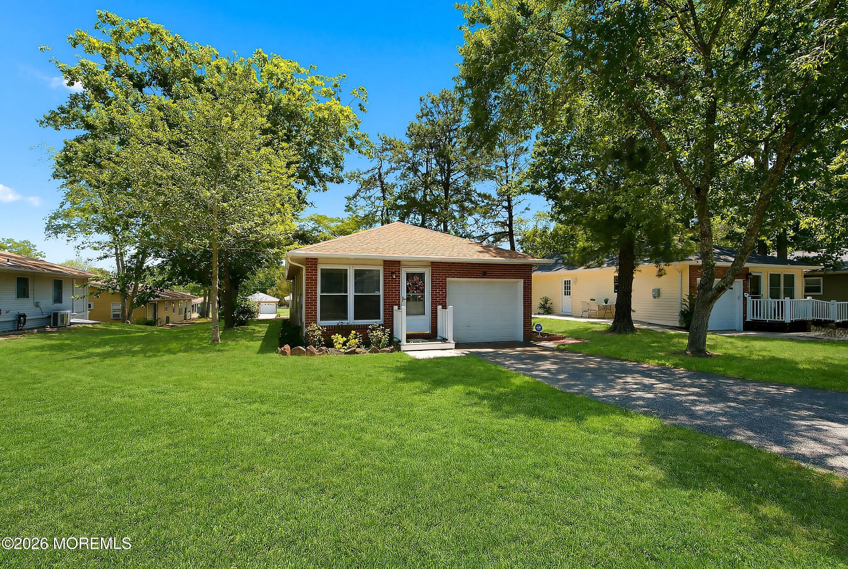 37 Sycamore Road Manahawkin NJ 08050