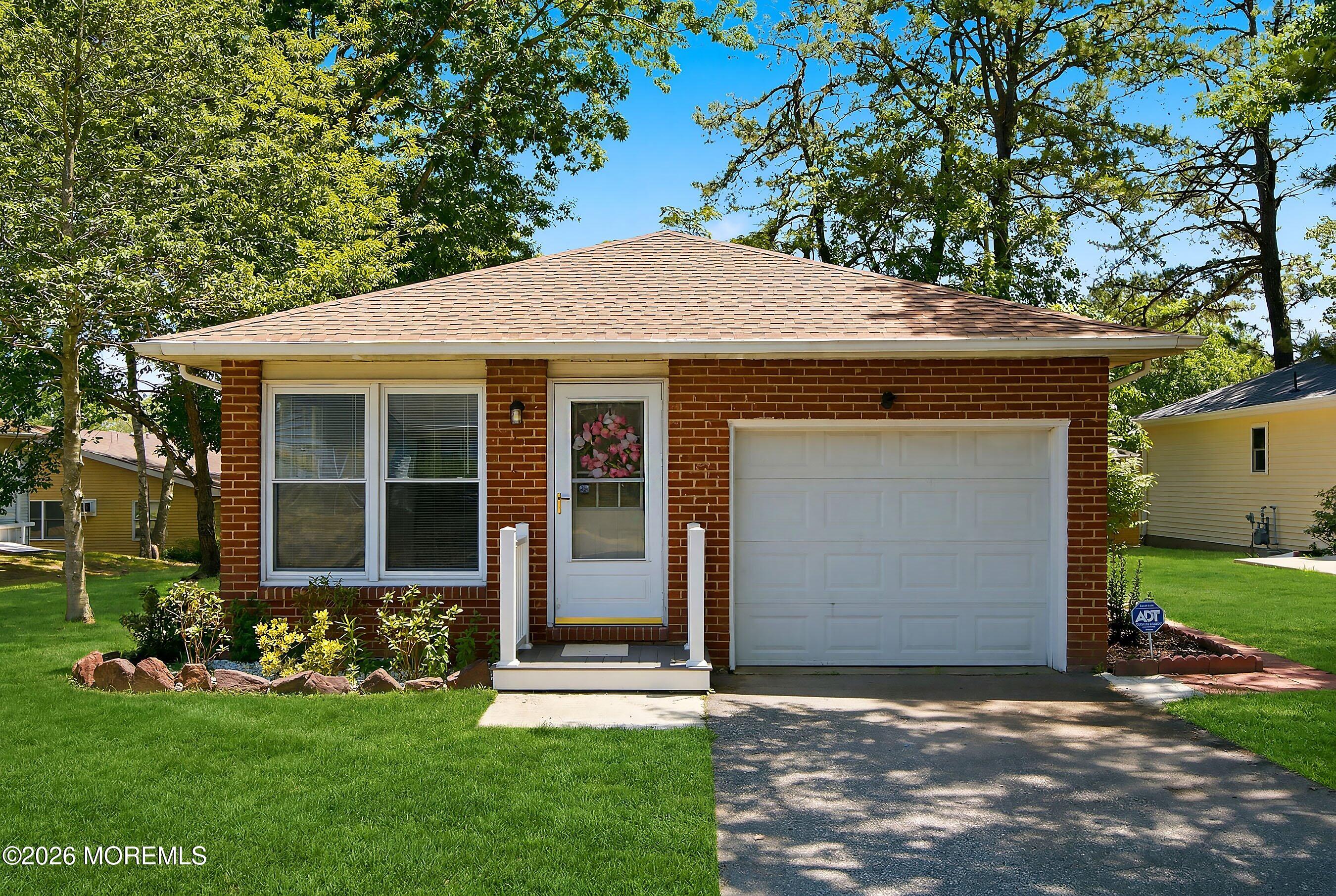 37 Sycamore Road Manahawkin NJ 08050