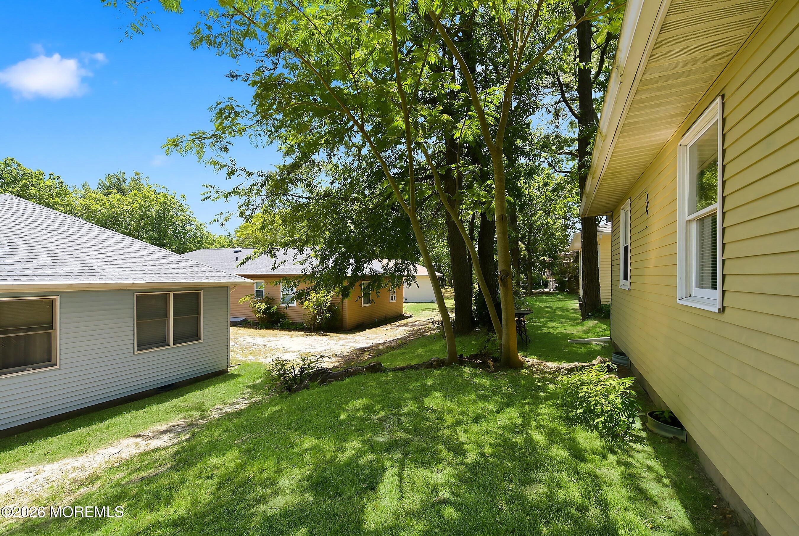 37 Sycamore Road Manahawkin NJ 08050