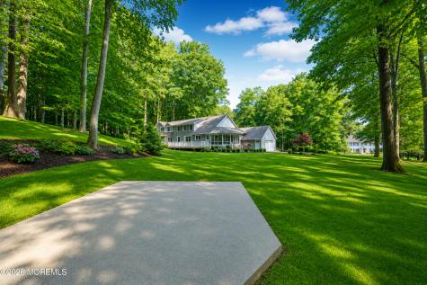26 Mountainside Drive Colts Neck NJ 07722