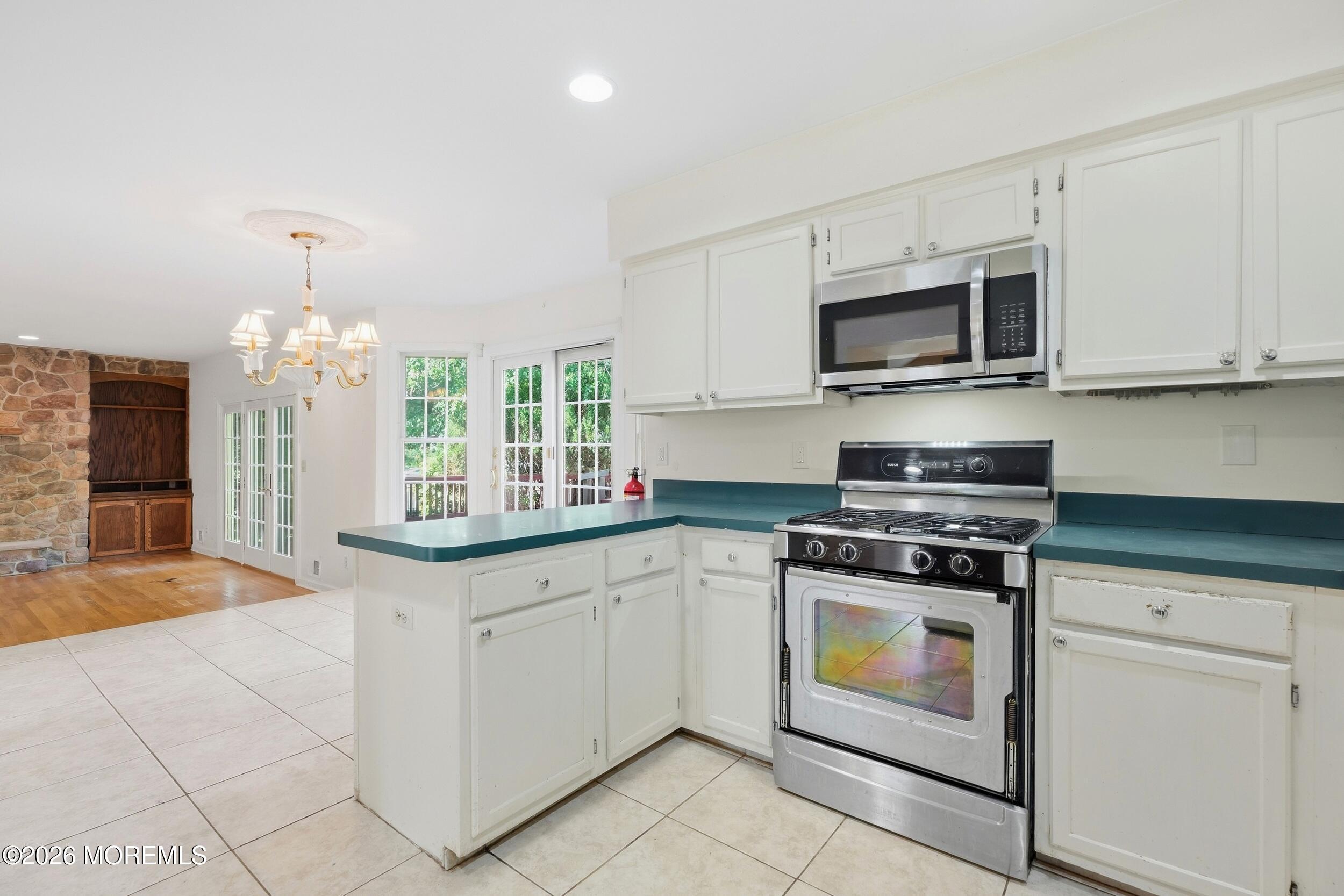2 Oxford Lane Eatontown NJ 07724