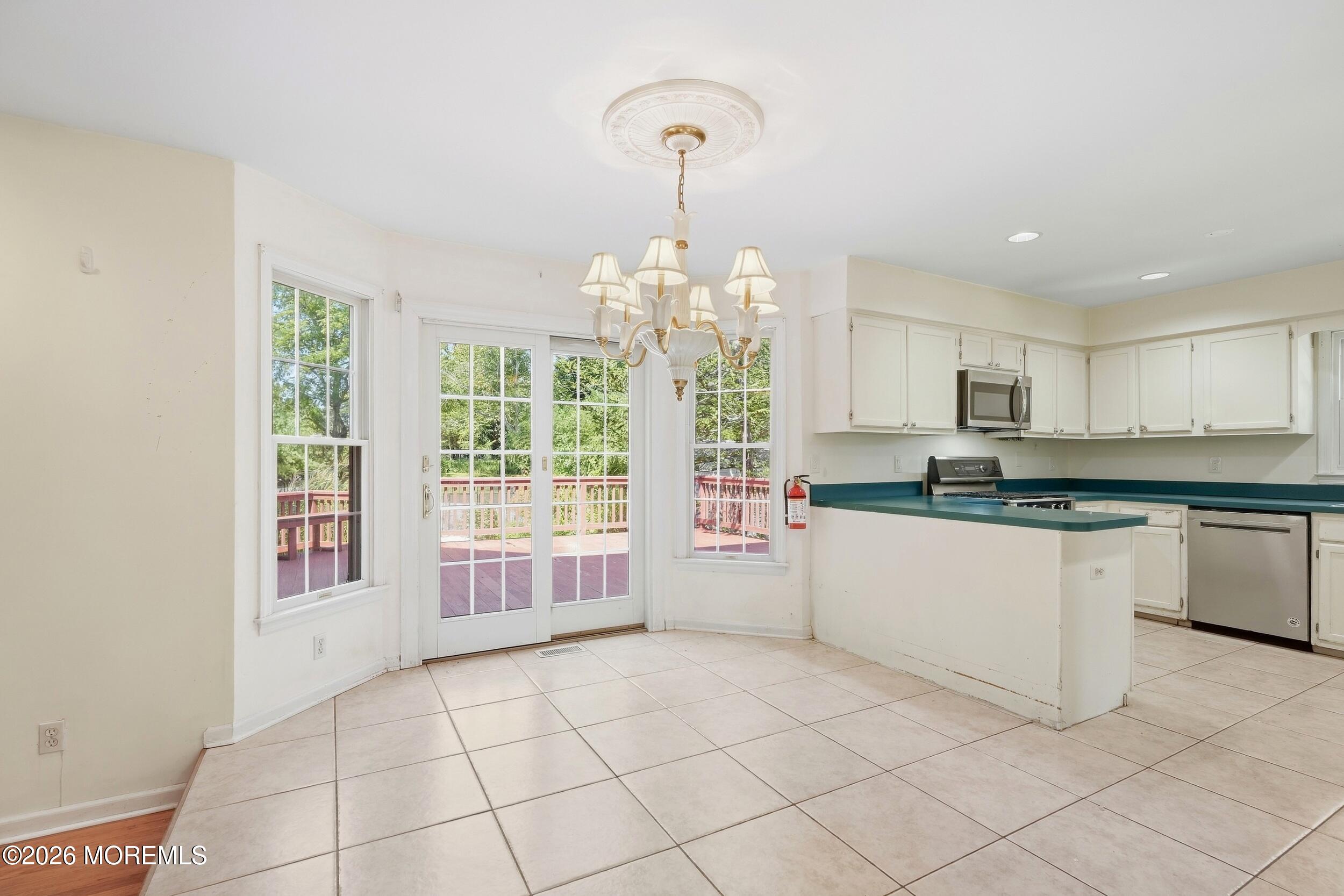 2 Oxford Lane Eatontown NJ 07724