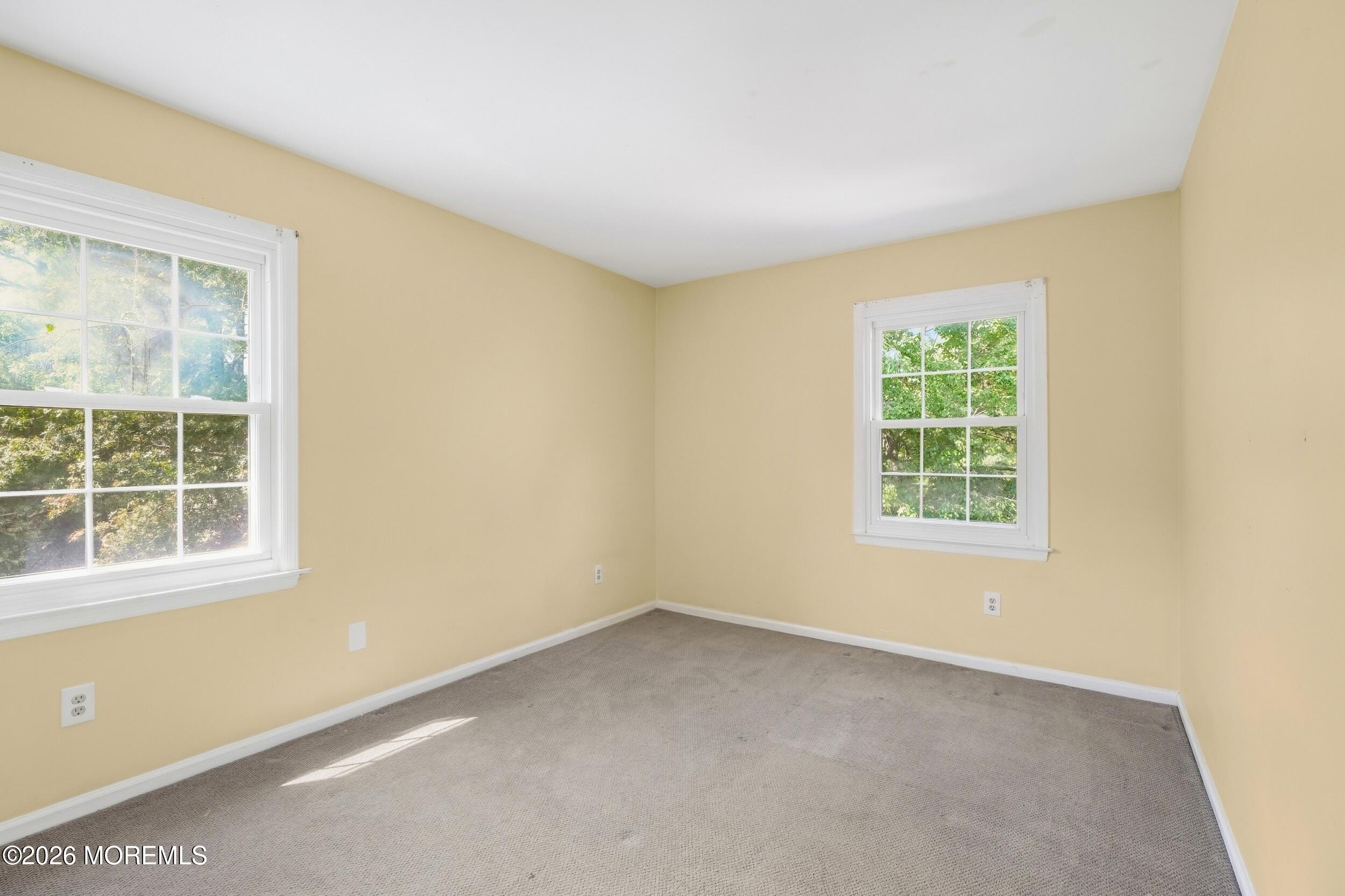 2 Oxford Lane Eatontown NJ 07724