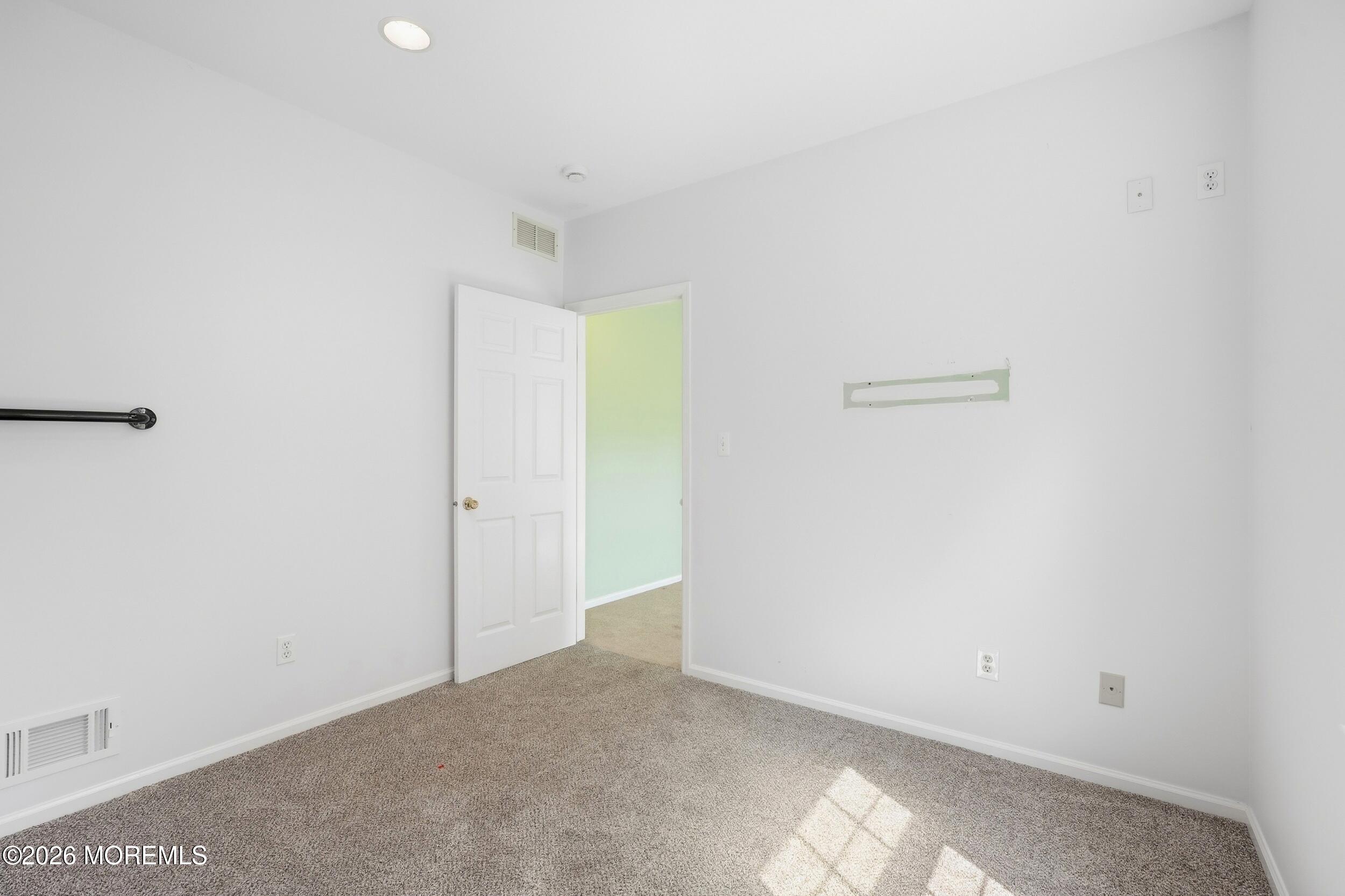 2 Oxford Lane Eatontown NJ 07724