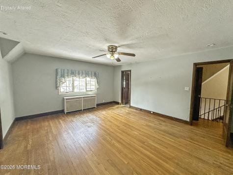 112 Oxford Place Bergenfield NJ 07621