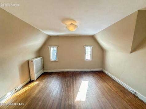 112 Oxford Place Bergenfield NJ 07621
