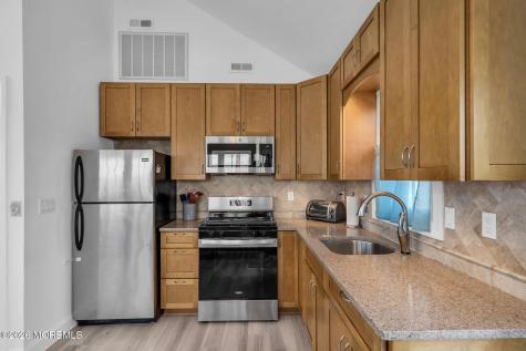 121 W Pelican Way Lavallette NJ 08735