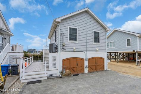 121 W Pelican Way Lavallette NJ 08735