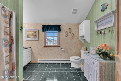 82 Jeri Ann Beach Haven West NJ 08050