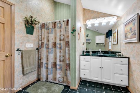 82 Jeri Ann Beach Haven West NJ 08050