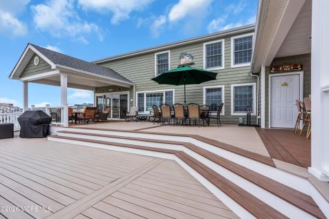 82 Jeri Ann Beach Haven West NJ 08050