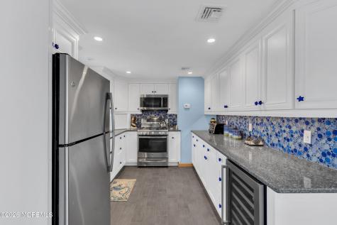 82 Jeri Ann Beach Haven West NJ 08050