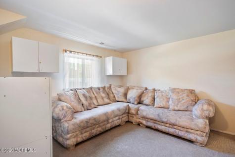 87 Newbury Road Howell NJ 07731