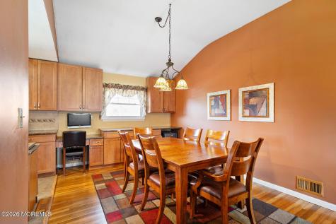 87 Newbury Road Howell NJ 07731