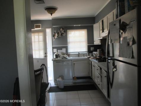 396B Chesterfield Court Lakewood NJ 08701