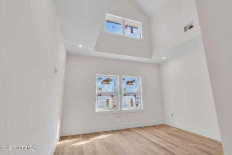 64 Byrnes Lane Eatontown NJ 07724