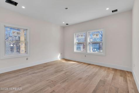 64 Byrnes Lane Eatontown NJ 07724