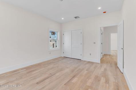 64 Byrnes Lane Eatontown NJ 07724