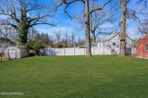 64 Byrnes Lane Eatontown NJ 07724
