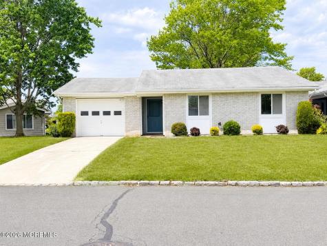 621A Deal Road Monroe NJ 08831
