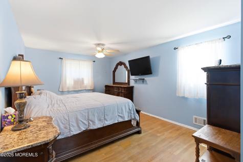 24 Livingston Drive Howell NJ 07731