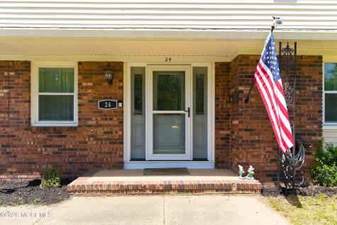 24 Livingston Drive Howell NJ 07731