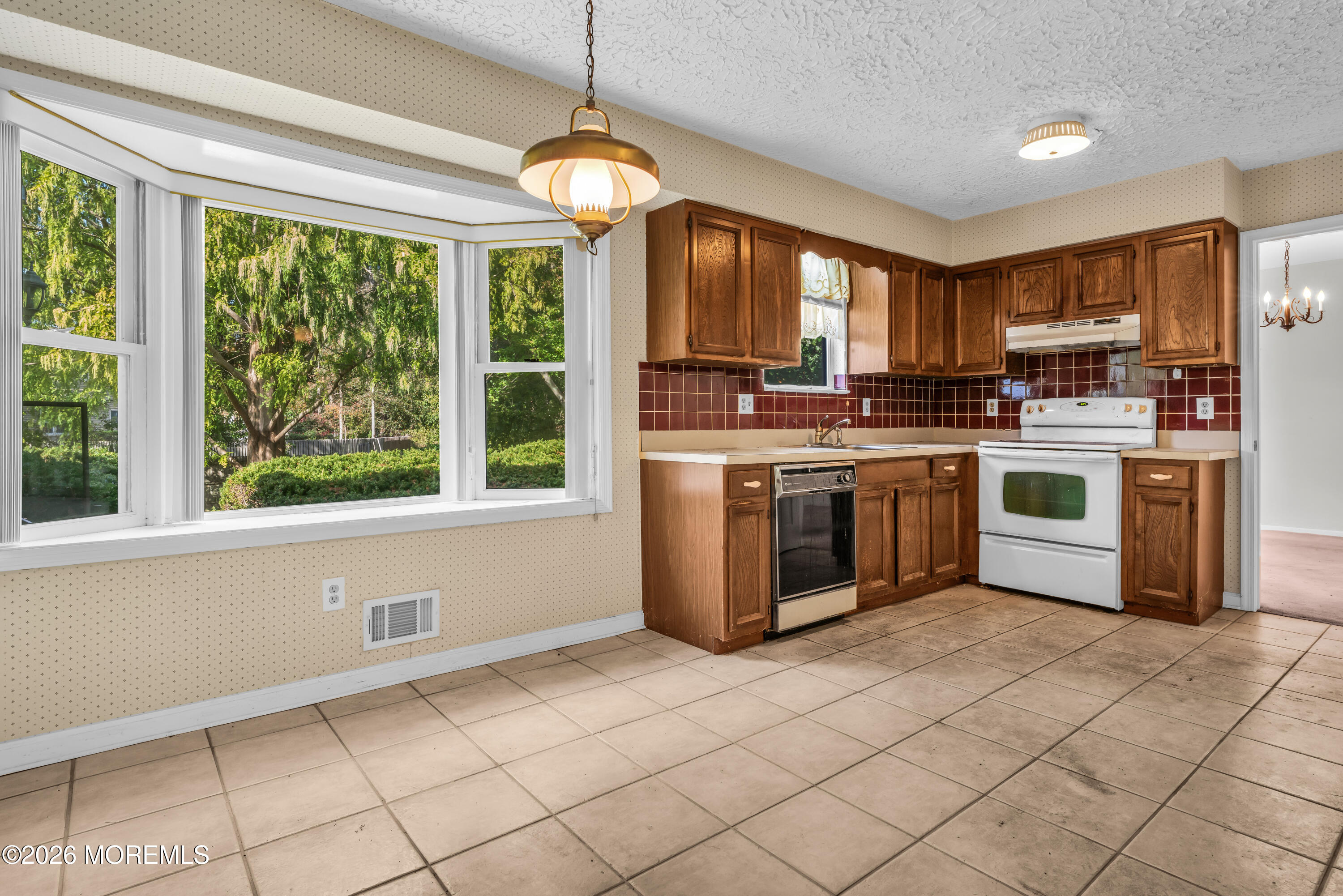 8 Trinity Place Toms River NJ 08753