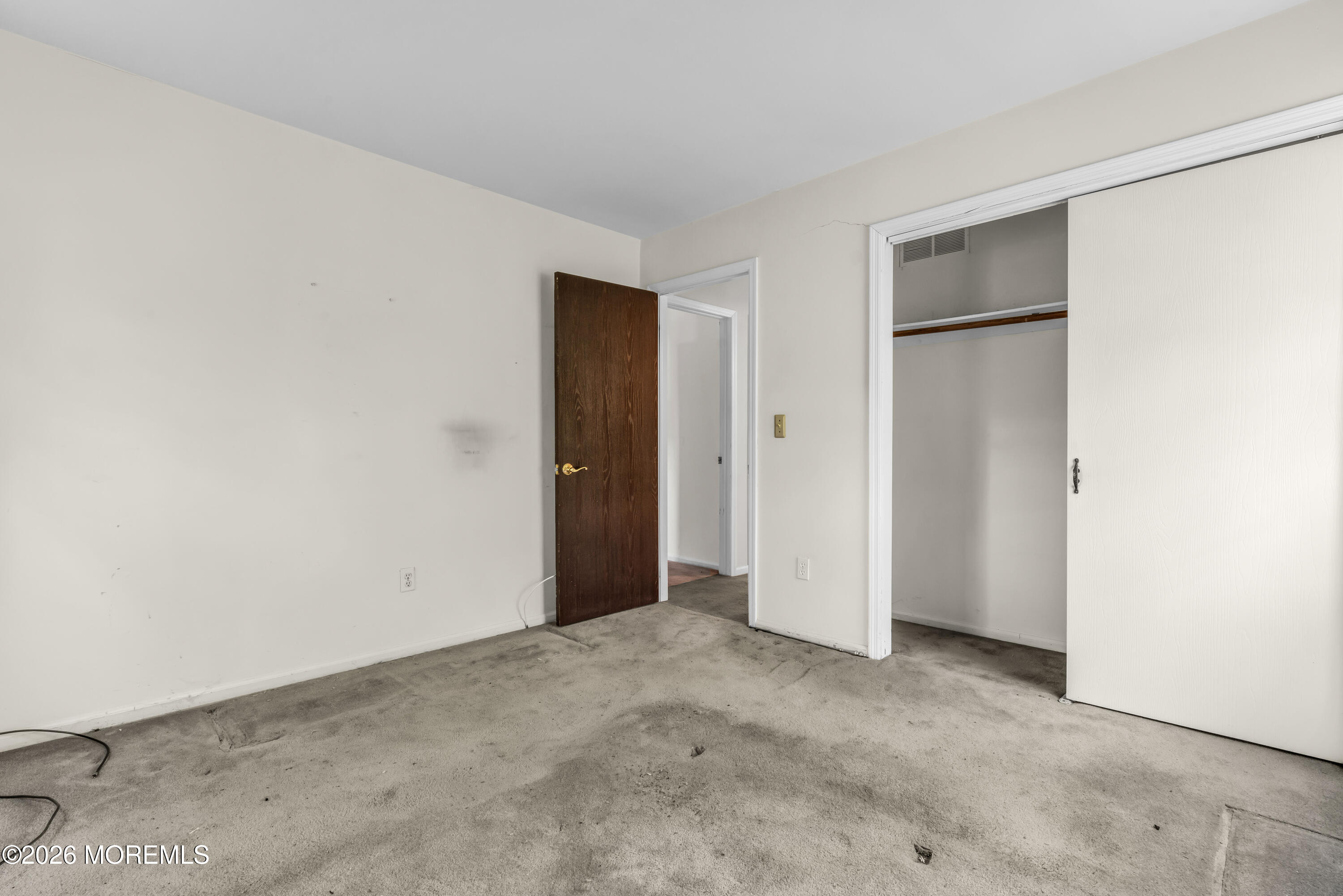 8 Trinity Place Toms River NJ 08753