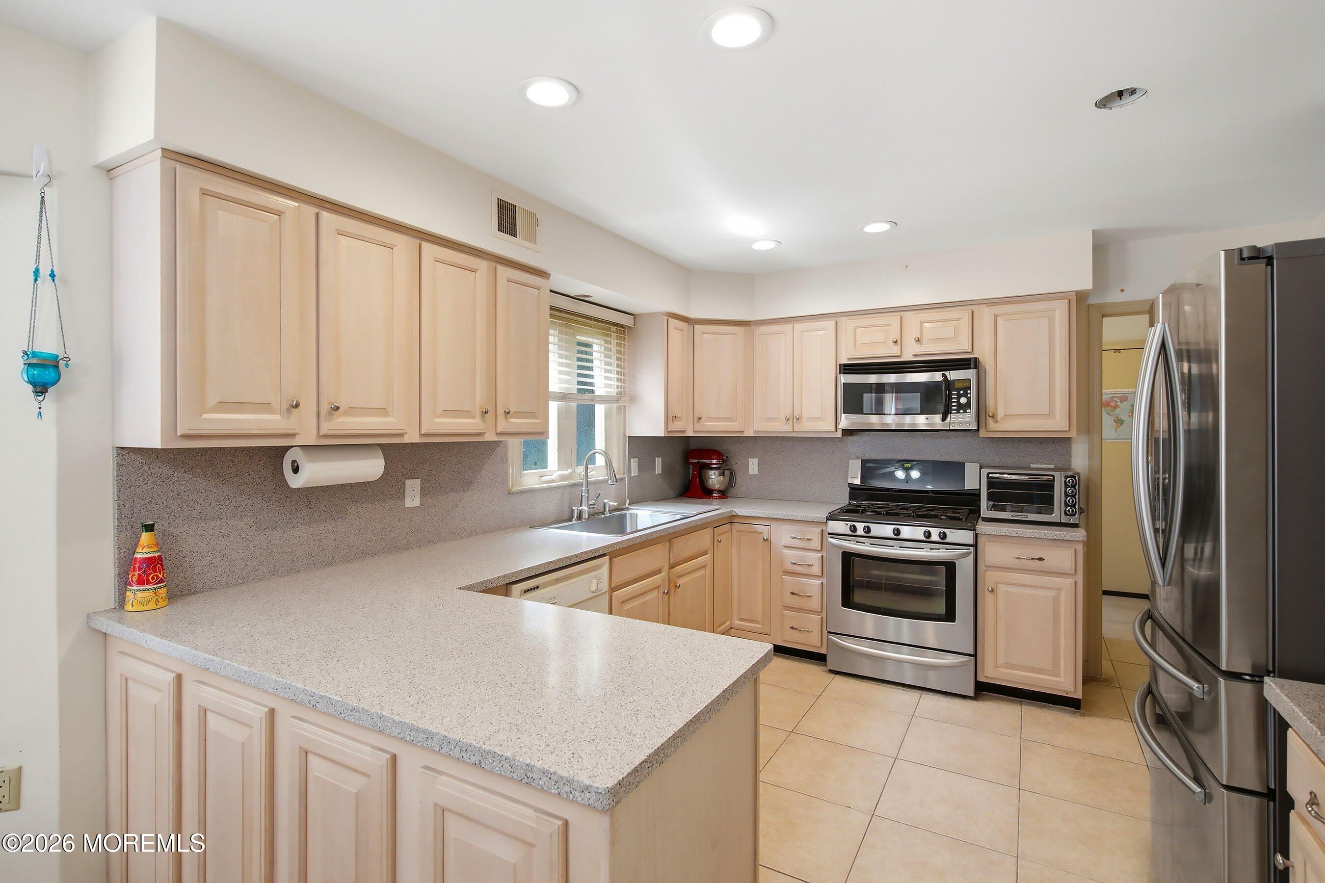 4 Carriage Court Marlboro NJ 07746