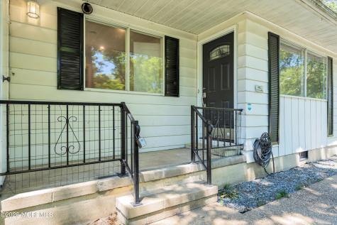 8 Michigan Avenue Whiting NJ 08759
