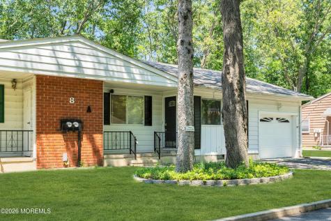 8 Michigan Avenue Whiting NJ 08759