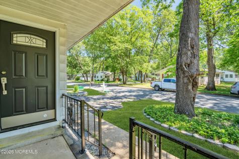 8 Michigan Avenue Whiting NJ 08759
