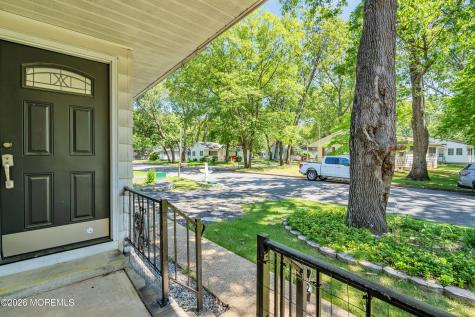 8 Michigan Avenue Whiting NJ 08759