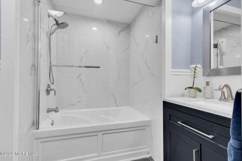 212 Linden Avenue Highlands NJ 07732